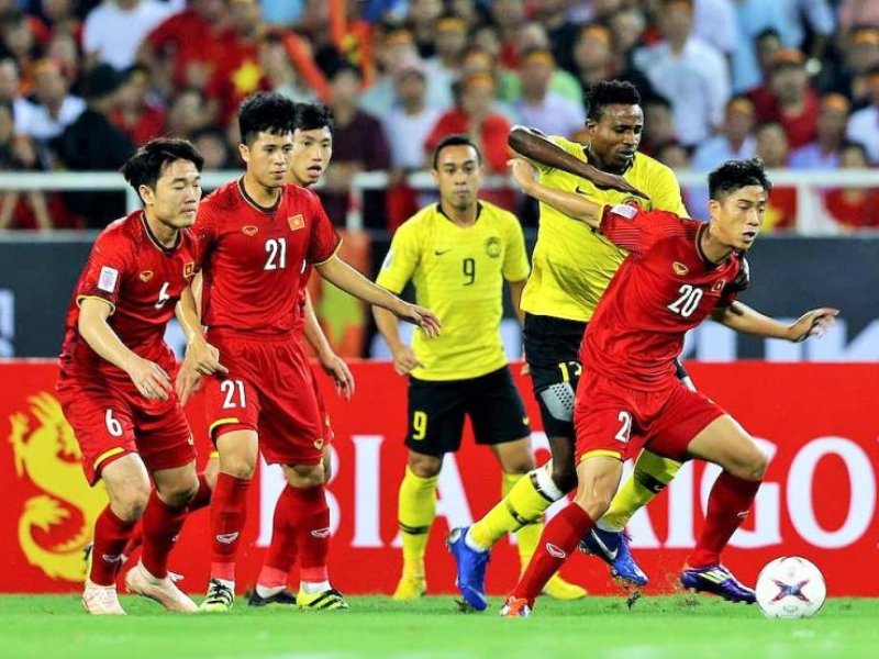 Đội hình ra sân Indonesia - Việt Nam